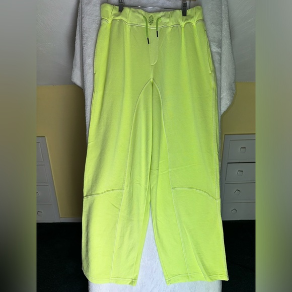 NEW FP Movement Free People MVP Pants Neon Green Slouchy Wide Loose Baggy Boho - Picture 5 of 13